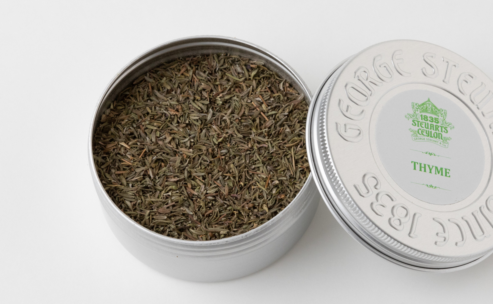 ハーブティーがもたらす30種類の効果とハーブティーの正しい楽しみ方 【紅茶ギフトにおすすめ】フレーバー多彩な高級ブランド｜ジョージスチュアートティ