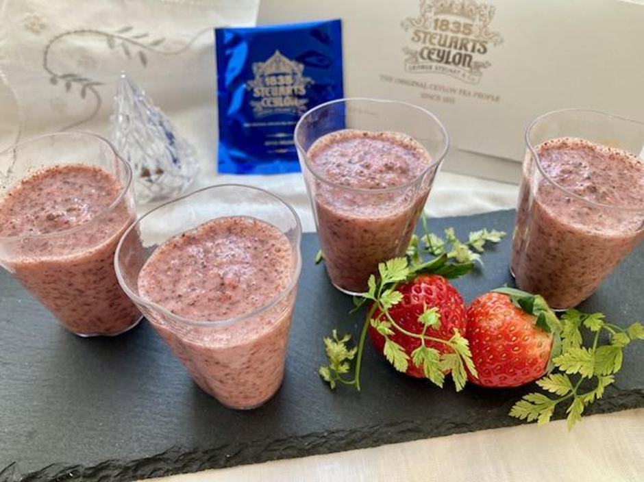 ストロベリーチョコシェイク